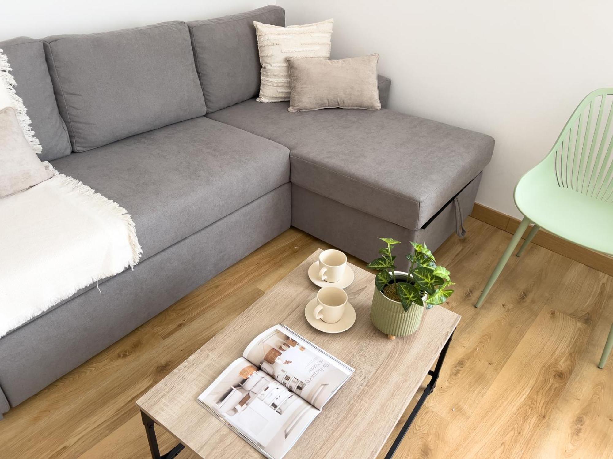 Villahomes Villanueva De La Vera Luaran gambar